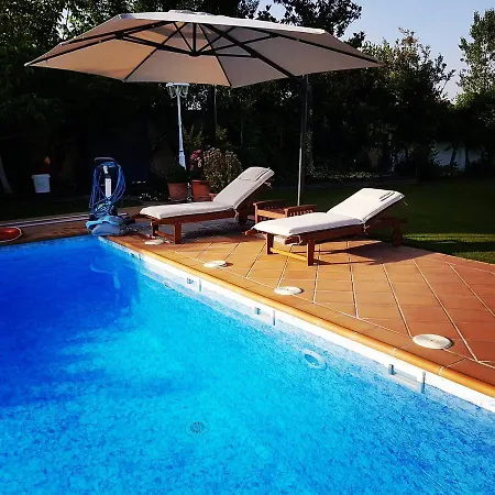 Villamercedes Ii Holiday home *